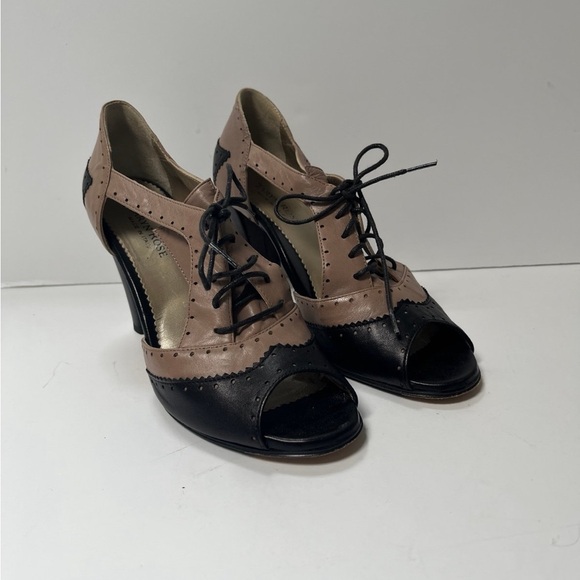 Taryn Rose Italian Shoes 8.5 - Picture 2 of 8